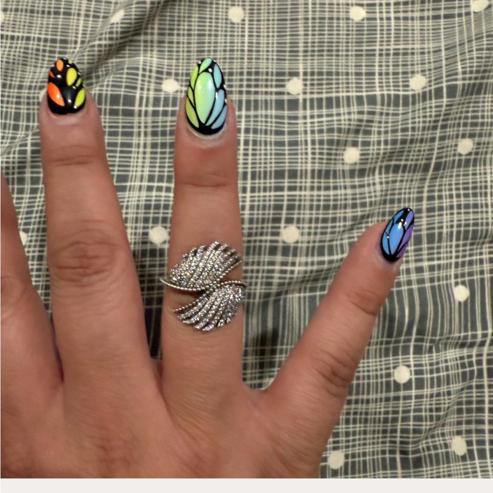 Authentic Pandora Majestic Feathers Ring